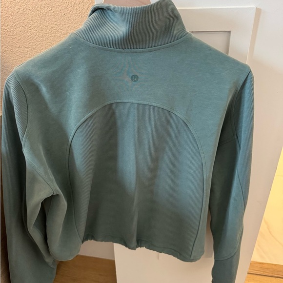 Lululemon Softstreme Green Quarter-Zip Pullover size 6 - Picture 4 of 4